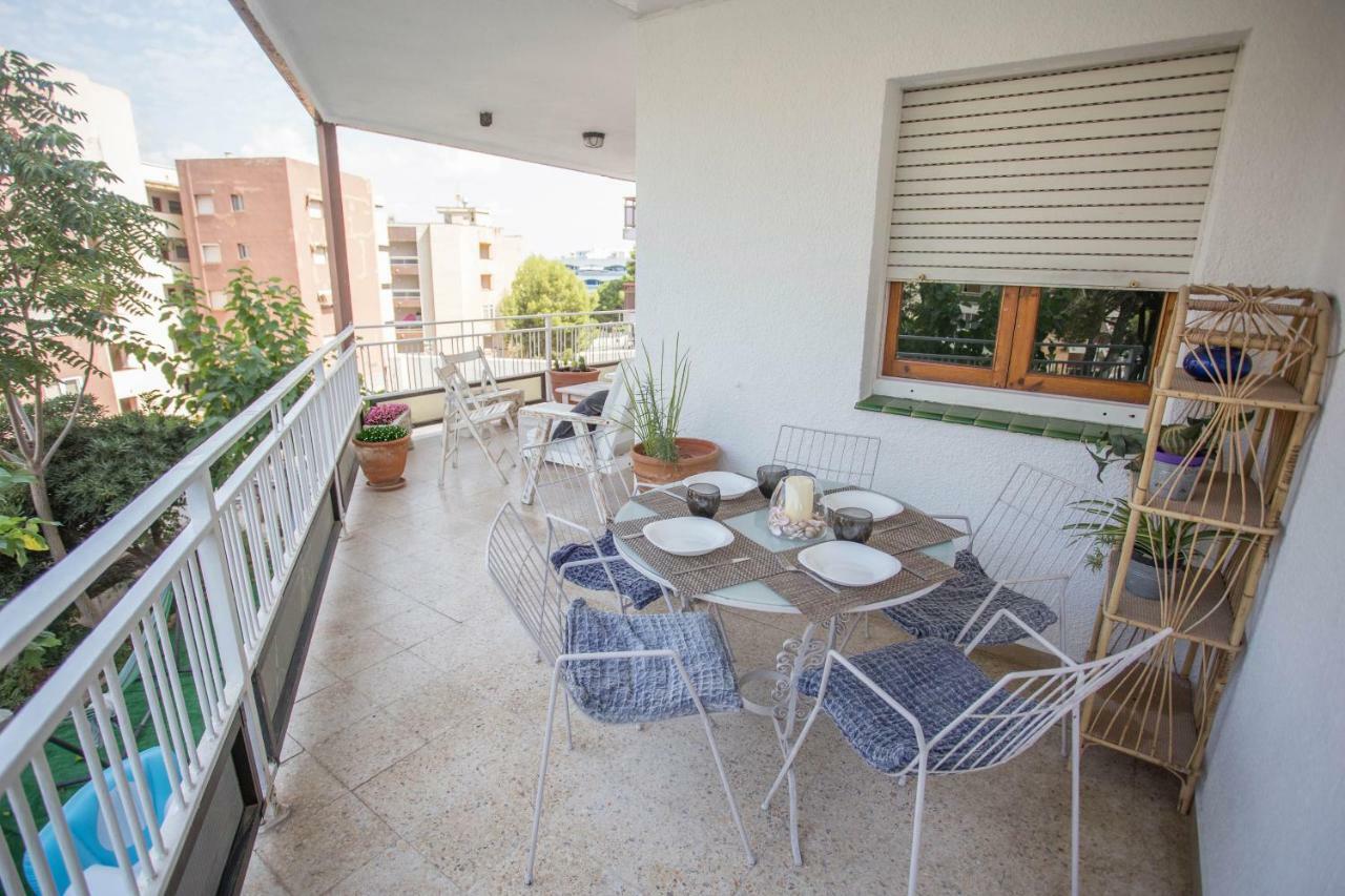 Floramar Apartment Салоу Екстериор снимка