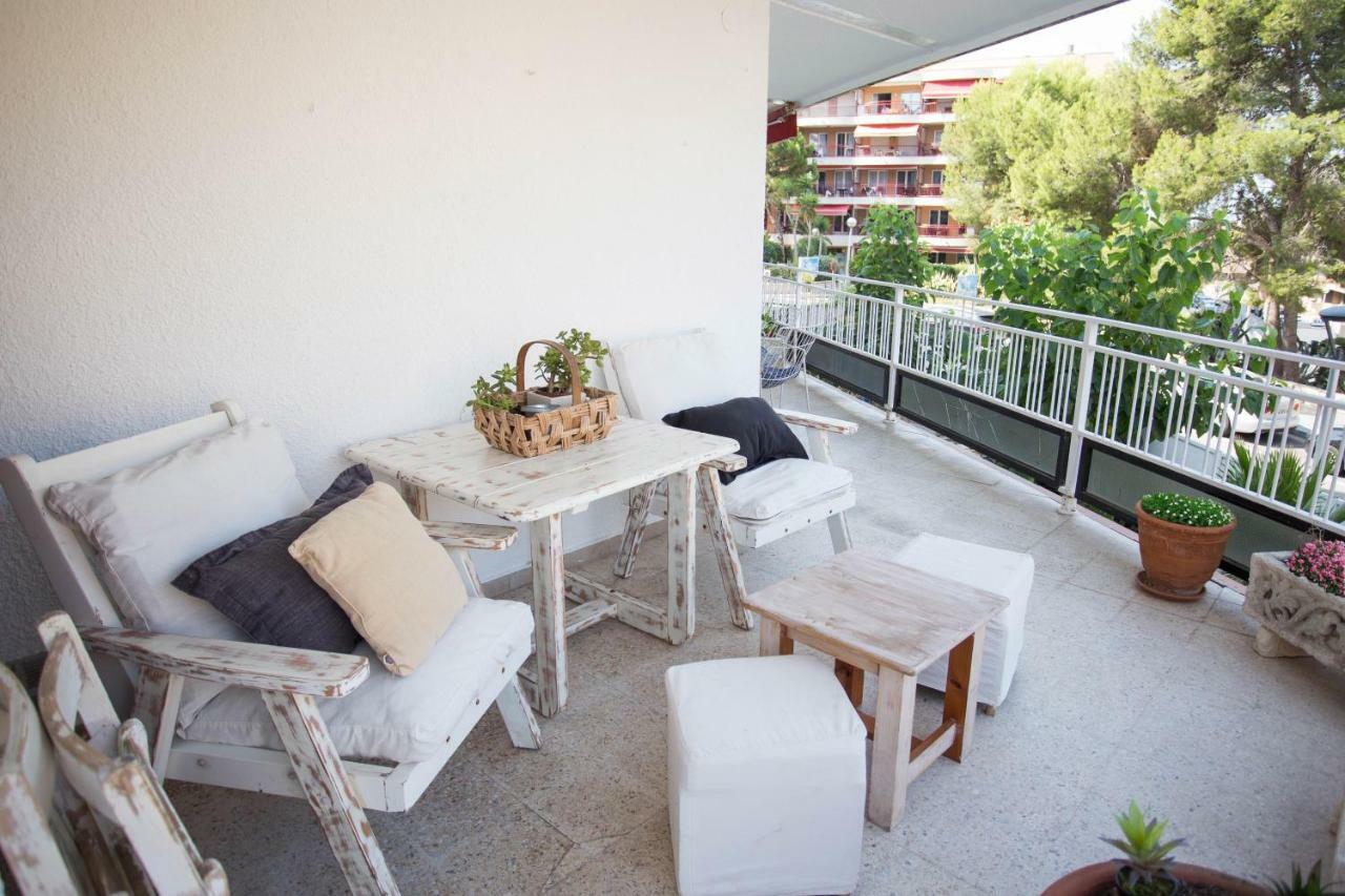 Floramar Apartment Салоу Екстериор снимка