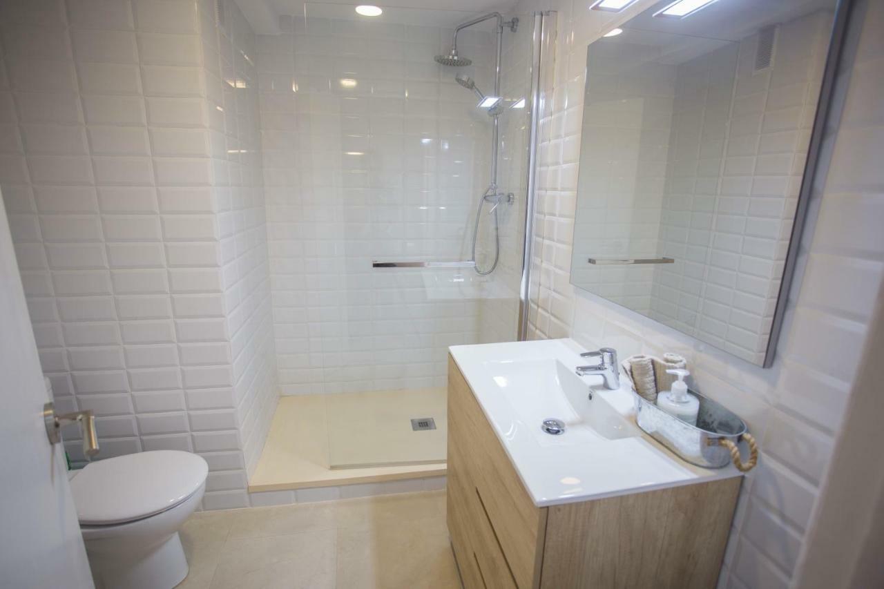 Floramar Apartment Салоу Екстериор снимка